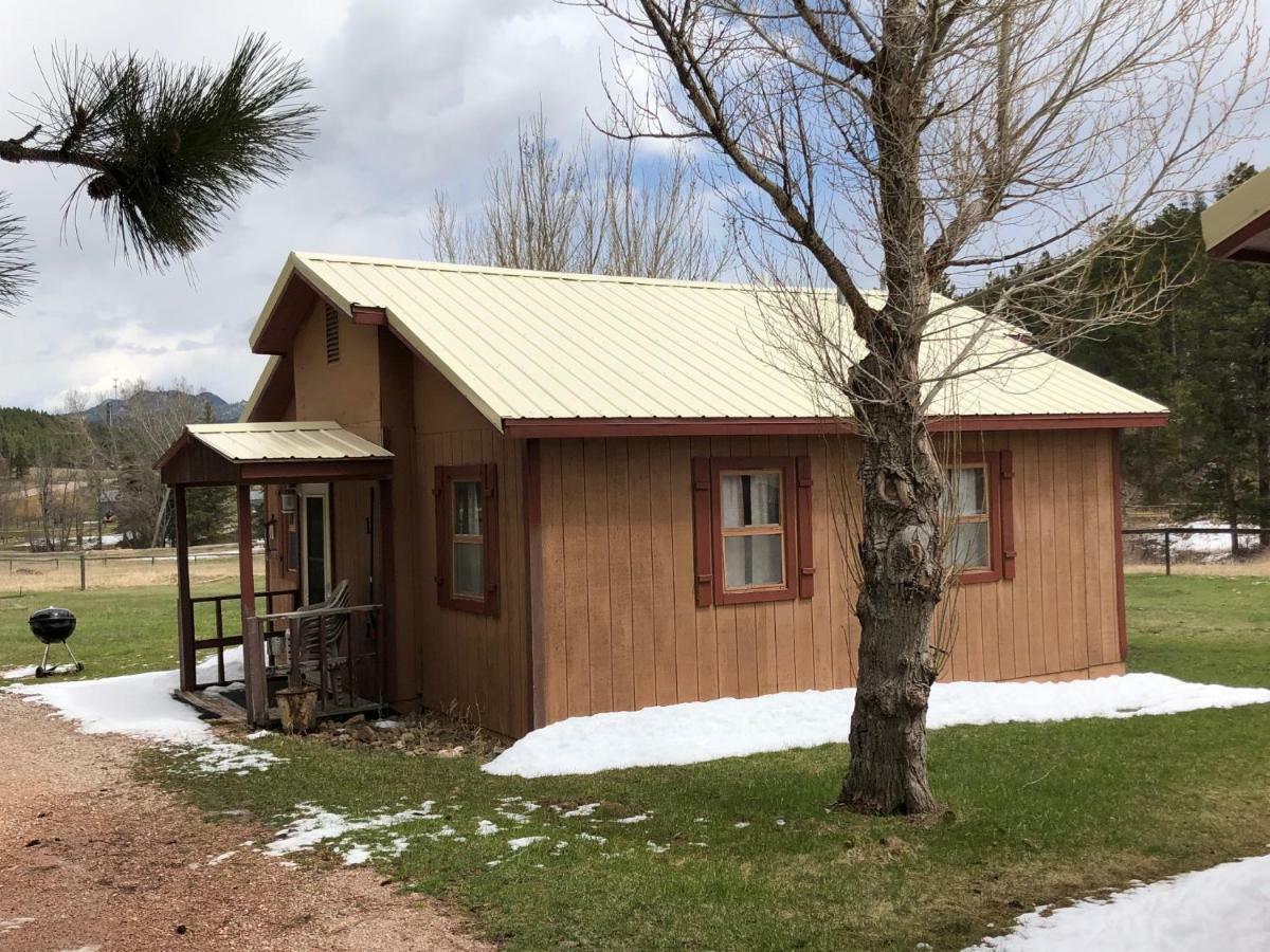 هيل سيتي Black Hills Cabins At Quail'S Crossing المظهر الخارجي الصورة